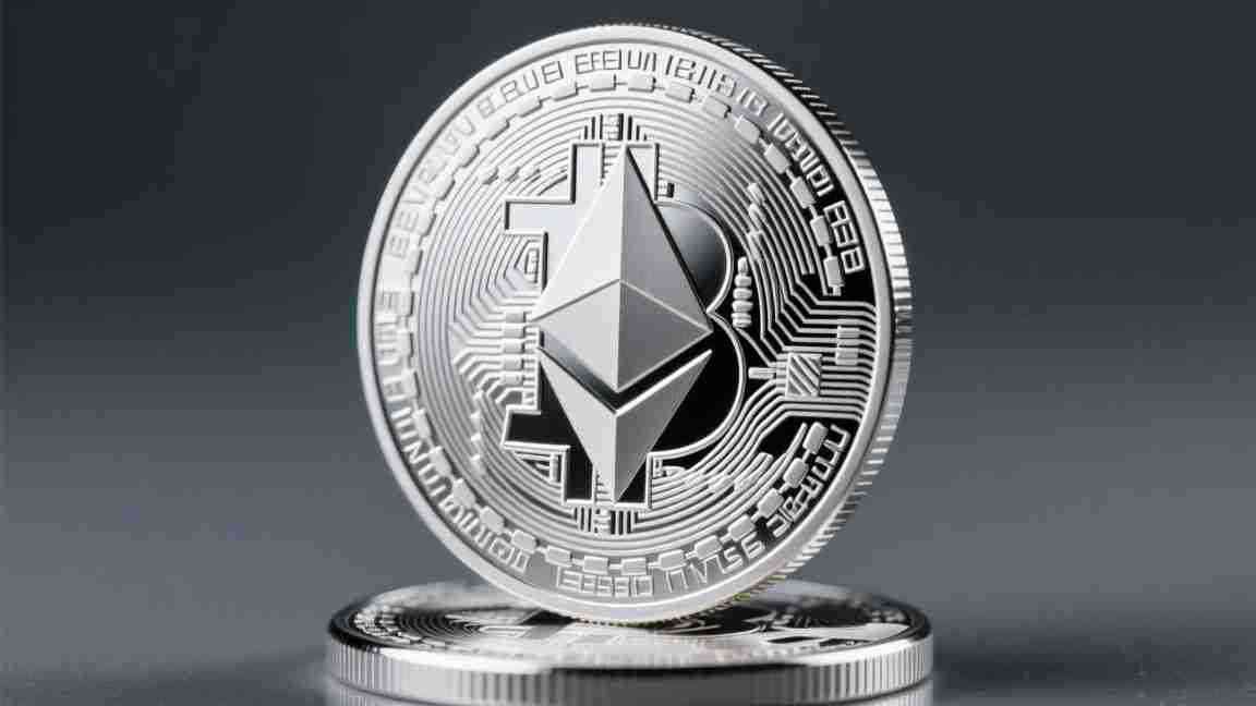 比特币近些年价格走势,从狂热到理性震荡的螺旋式演进